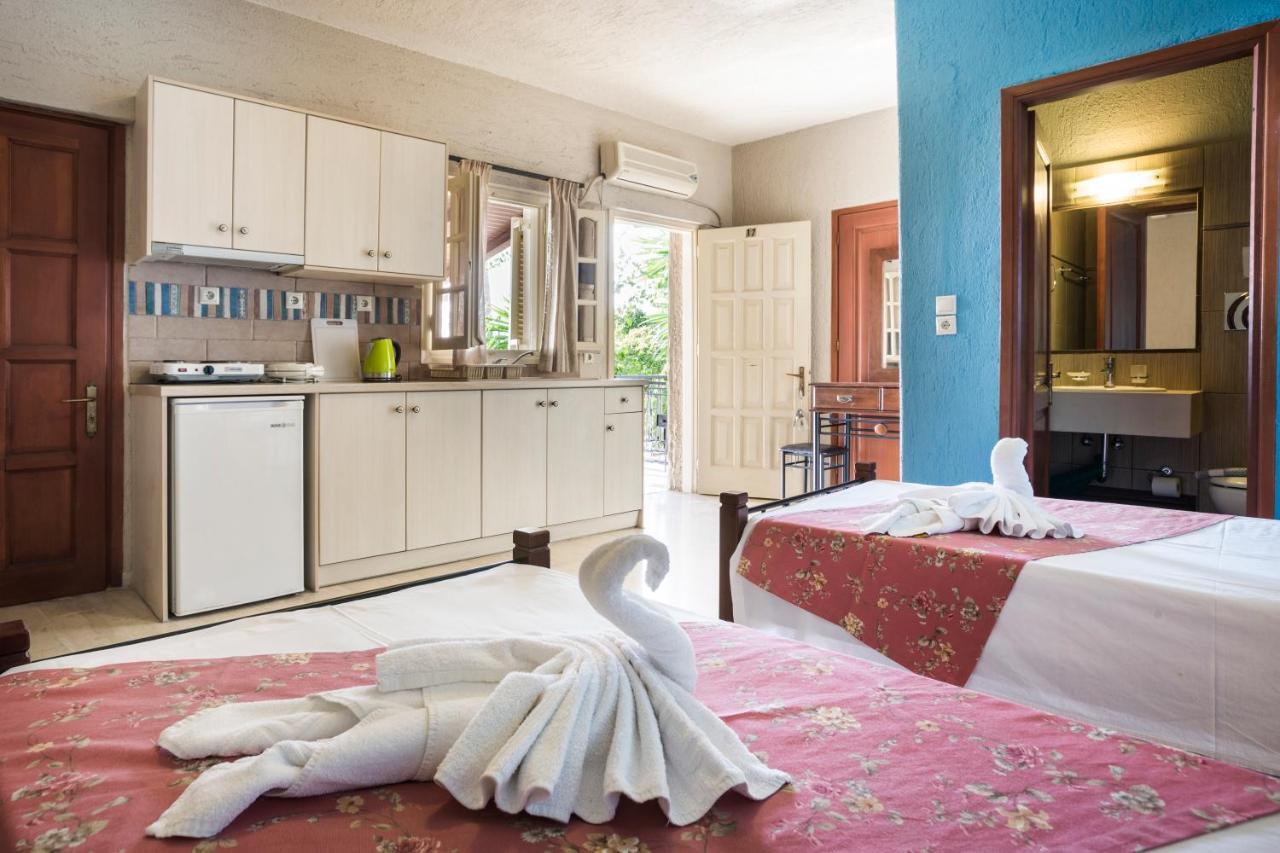Irilena Studios And Apartments Lassi  Room photo